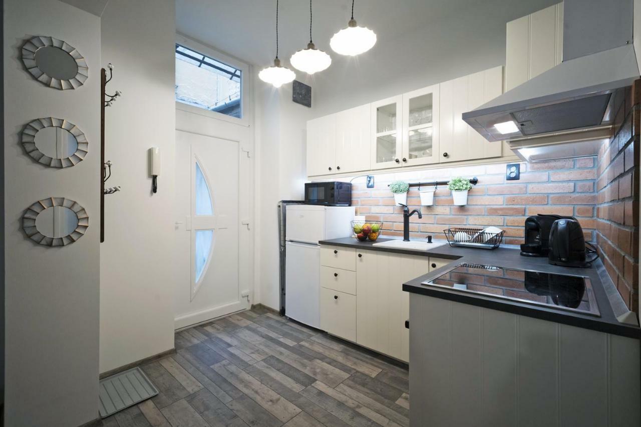 Standard Apartment By Hi5 -Akacfa 57 Βουδαπέστη Εξωτερικό φωτογραφία